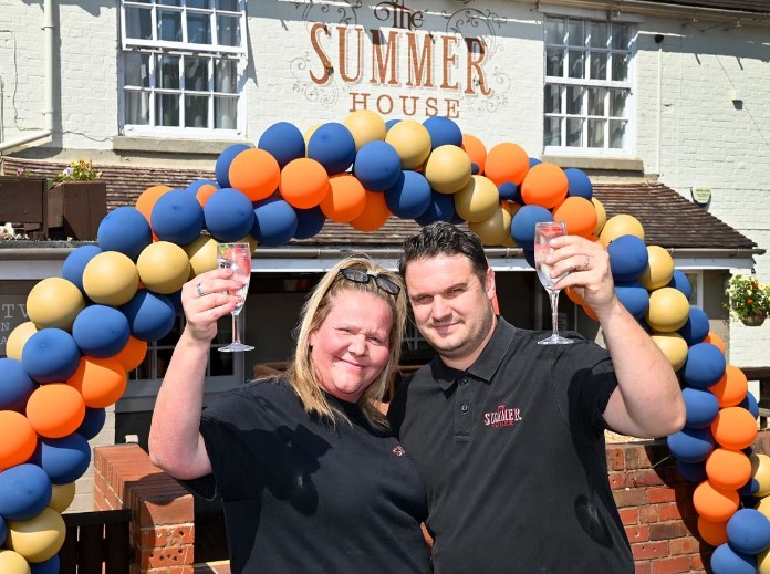 Express & Star – Couple takes over Dudley Pub
